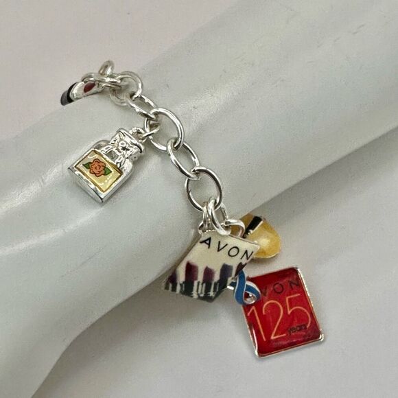 Avon vintage silver tone  charm bracelet - Picture 6 of 12